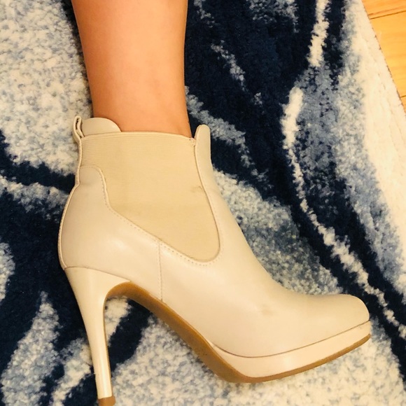 Cream PADDED Platform Stilettos Ankle Boots - Picture 14 of 17